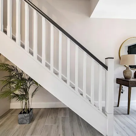 West Point Way - Modern 3 Bed -