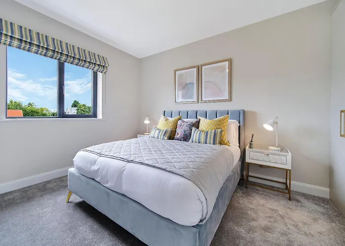 West Point Way - Modern 3 Bed - Σπίτι διακοπών Ντόνεγκαλ
